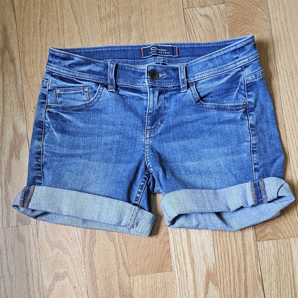 Tommy Bahama Blue Jean Shorts